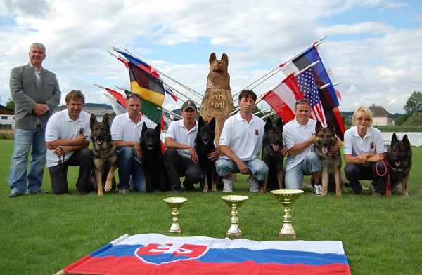 Italo and 2011 Slovakia WUSV Team